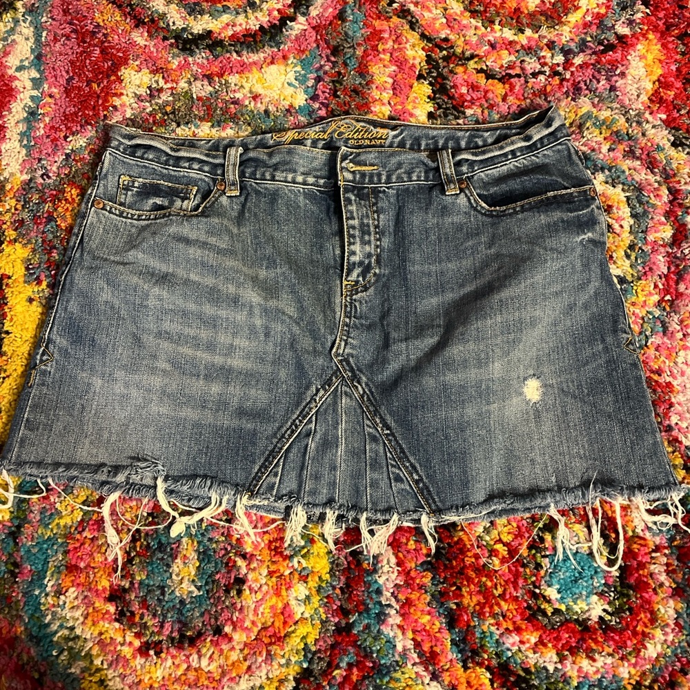 Vintage Old Navy Denim Mini Skirt with Frayed Hem Size 12